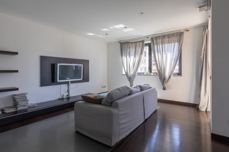 Tutti vendono casa con servizi di fotografia immobiliare professionale: diffida dagli agenti immobiliari che non te la raccontano giusta